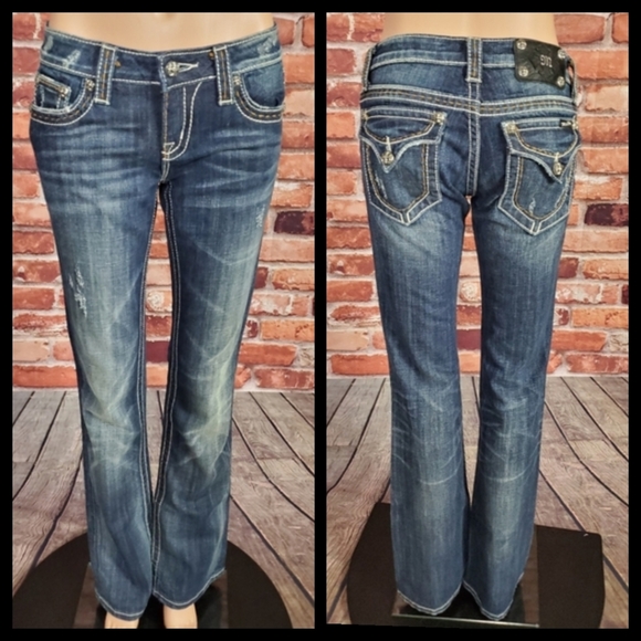 Miss Me Denim - Miss Me Bootcut Jeans Size 26 x 33 EUC